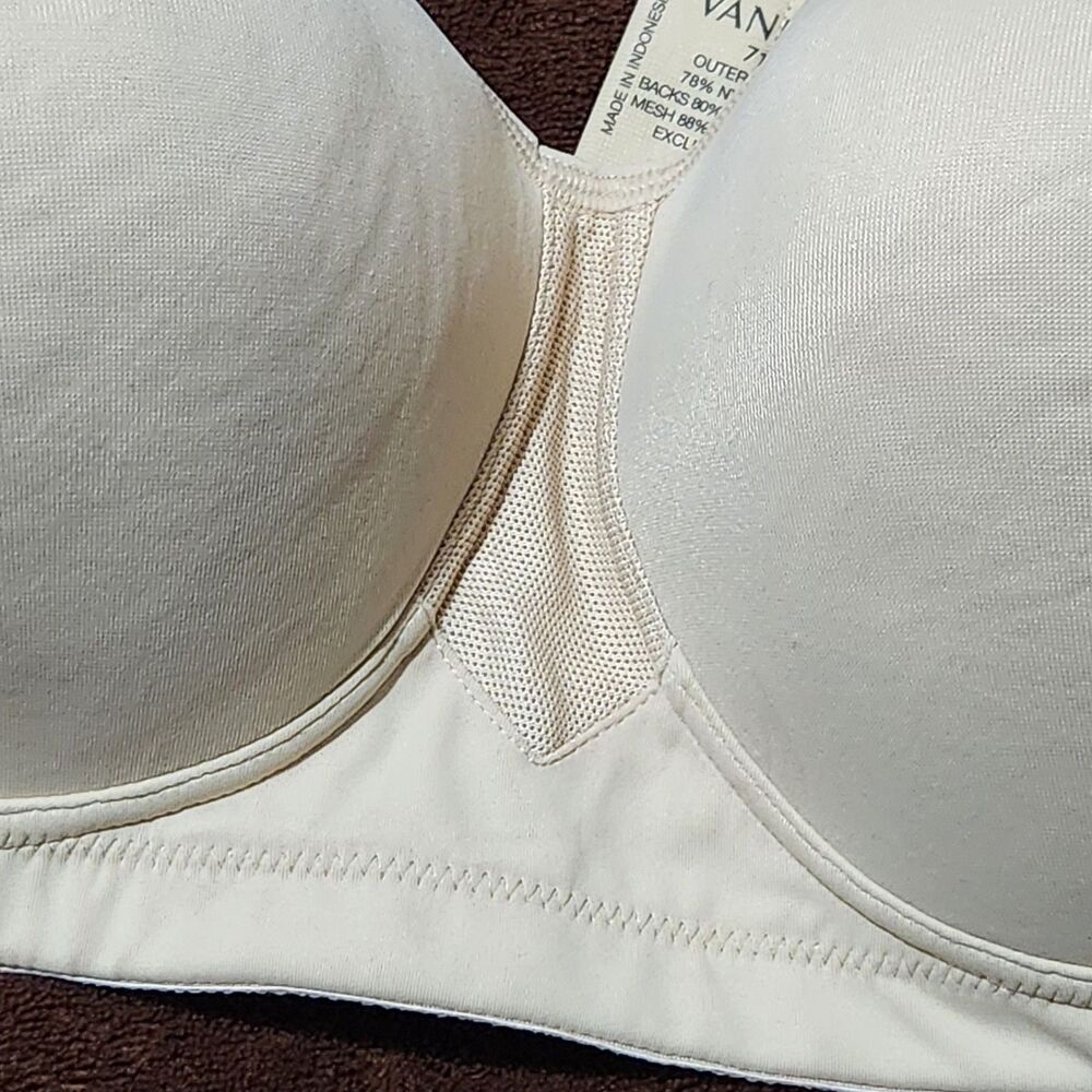 Vanity Fair Bra Size 44C Beige Wirefree Convertible.  New - Picture 3 of 10